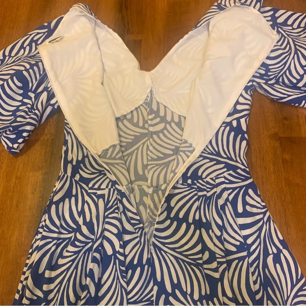 Versona Dress Medium Royal Blue White Palm Pattern Pockets Puff Sleeves